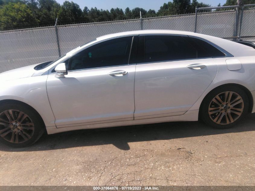 2013 LINCOLN MKZ - 3LN6L2J93DR809133