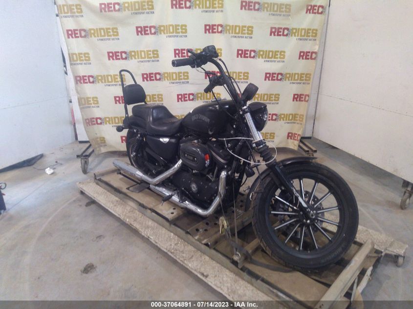 2015 HARLEY-DAVIDSON XL883 IRON 883 - 1HD4LE235FC428682