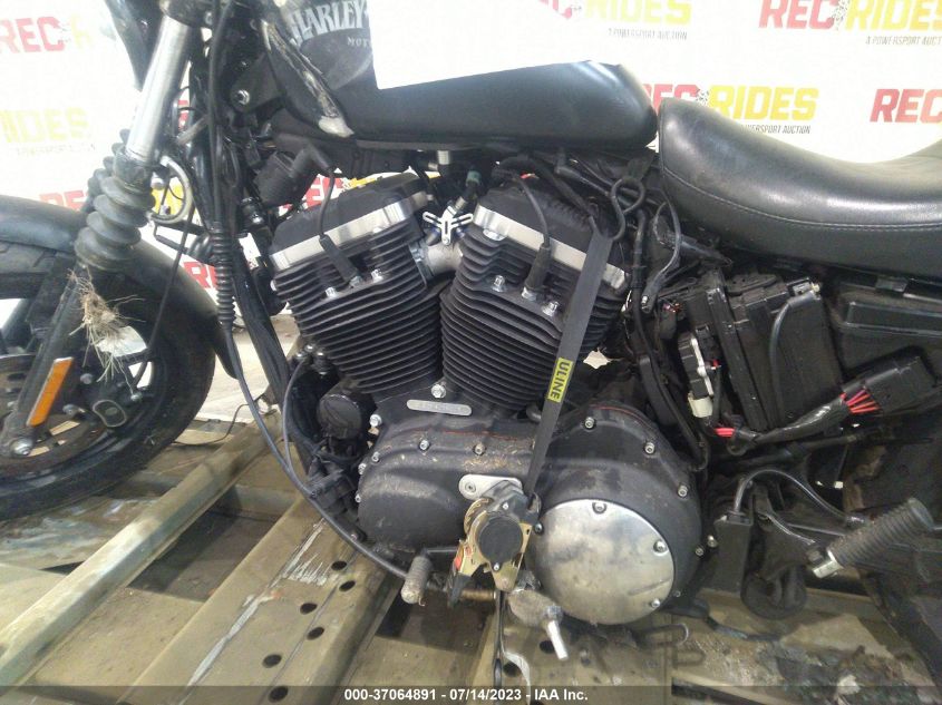 2015 HARLEY-DAVIDSON XL883 IRON 883 - 1HD4LE235FC428682