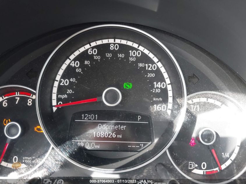 2013 VOLKSWAGEN BEETLE COUPE 2.5L W/SUN - 3VWJP7AT8DM620502