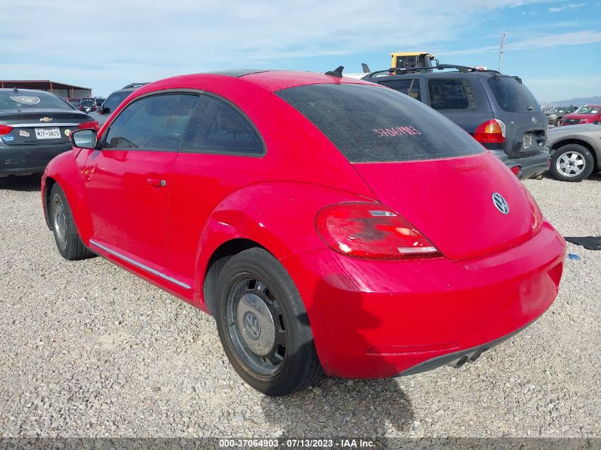 2013 VOLKSWAGEN BEETLE COUPE 2.5L W/SUN - 3VWJP7AT8DM620502