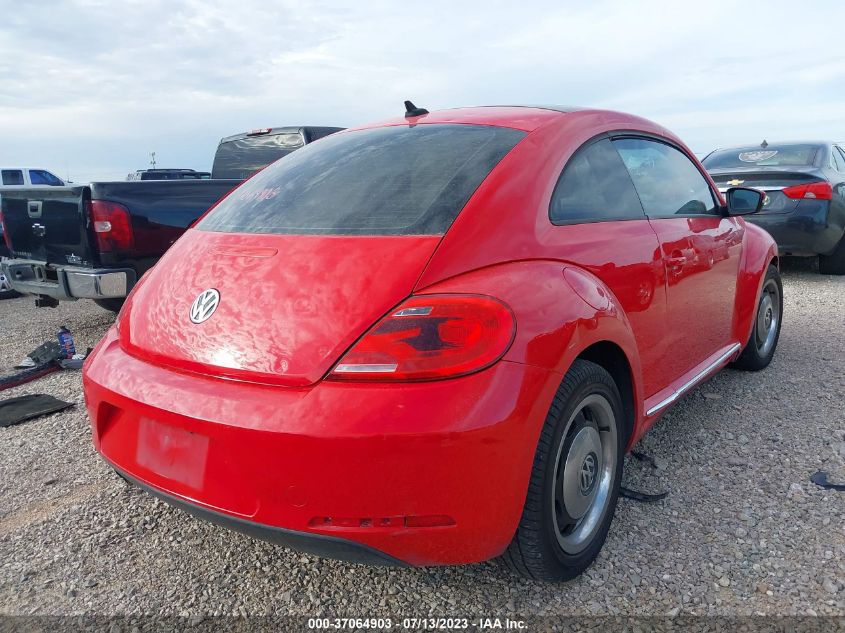 2013 VOLKSWAGEN BEETLE COUPE 2.5L W/SUN - 3VWJP7AT8DM620502
