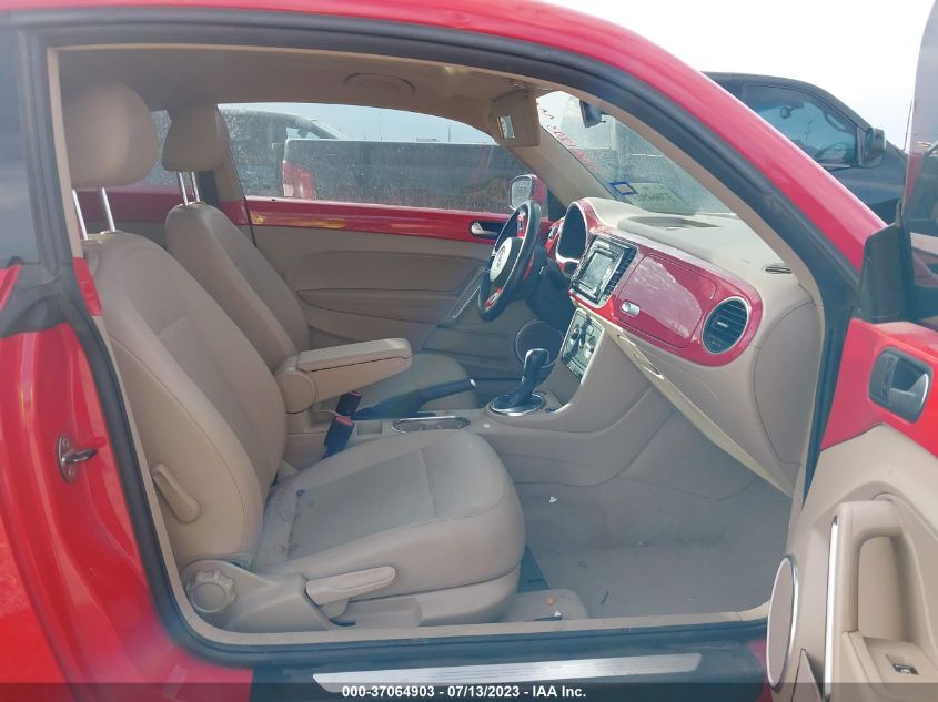 2013 VOLKSWAGEN BEETLE COUPE 2.5L W/SUN - 3VWJP7AT8DM620502