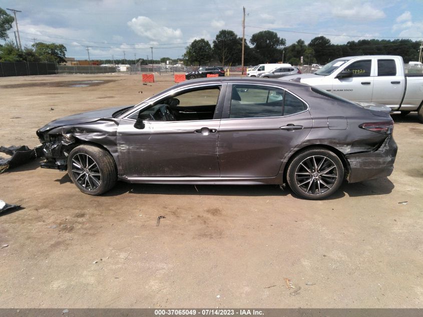 2022 TOYOTA CAMRY SE - 4T1G11AK4NU654769