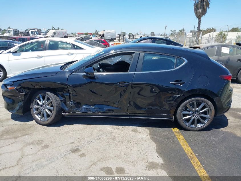 2022 MAZDA MAZDA3 HATCHBACK SELECT JM1BPAKL9N1516053