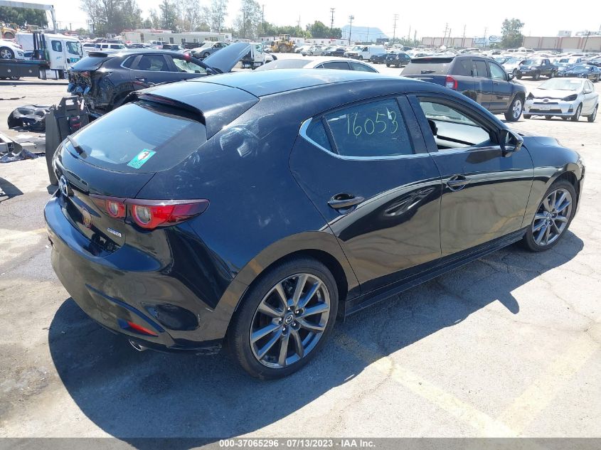 2022 MAZDA MAZDA3 HATCHBACK SELECT JM1BPAKL9N1516053