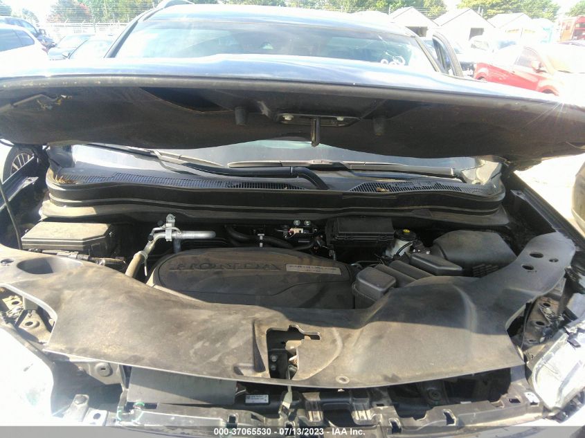 2018 HONDA PILOT TOURING - 5FNYF5H98JB006830