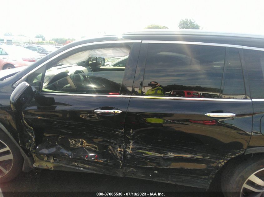 2018 HONDA PILOT TOURING - 5FNYF5H98JB006830