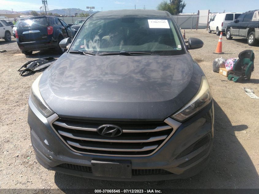 2017 HYUNDAI TUCSON SE - KM8J23A47HU396252