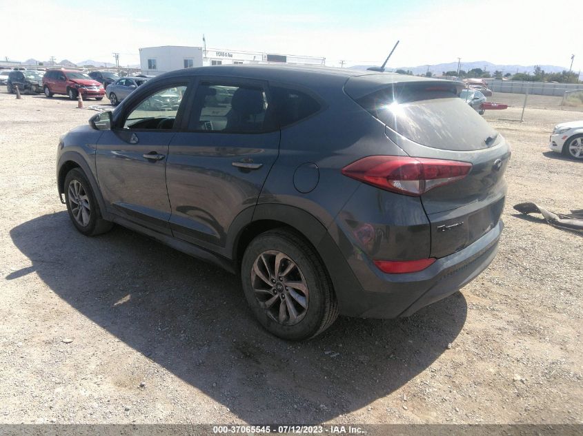 2017 HYUNDAI TUCSON SE - KM8J23A47HU396252