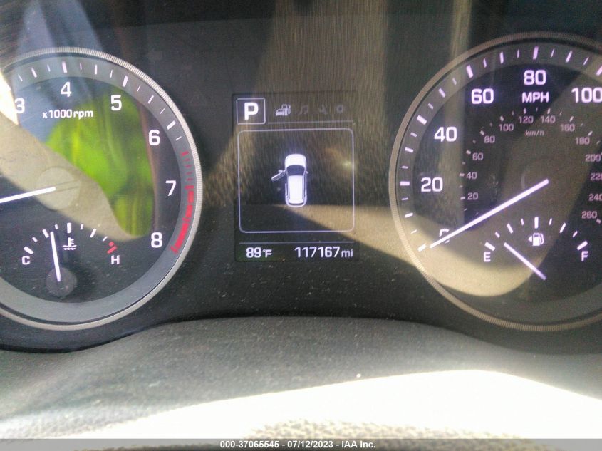 2017 HYUNDAI TUCSON SE - KM8J23A47HU396252