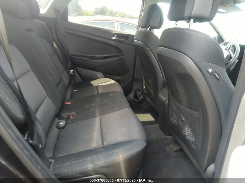 2017 HYUNDAI TUCSON SE - KM8J23A44HU336459