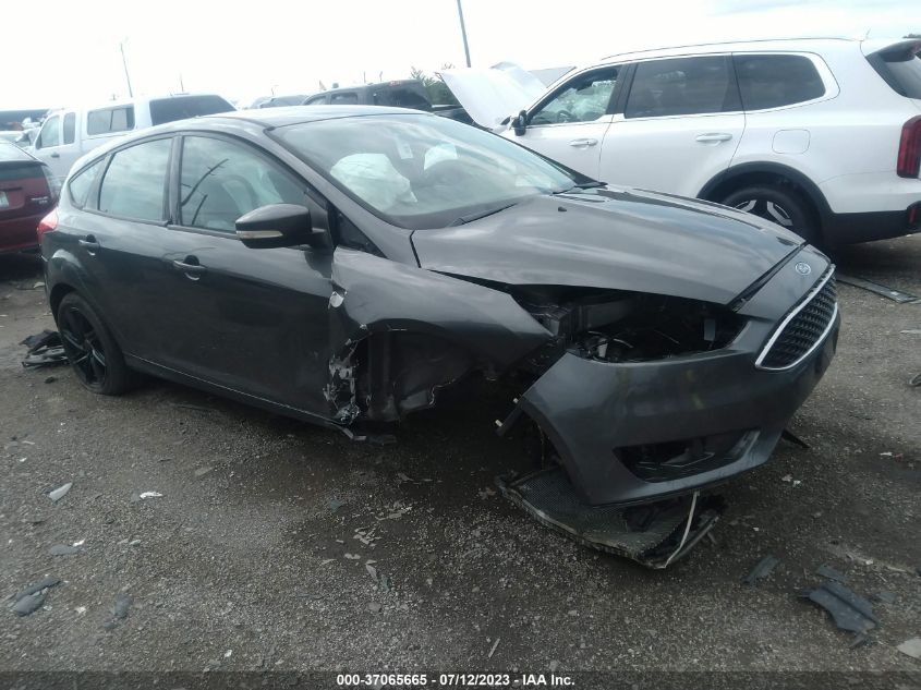 2015 FORD FOCUS SE - 1FADP3K26FL302676