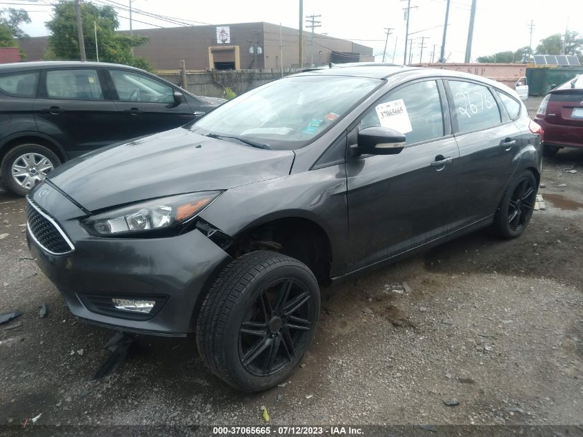 2015 FORD FOCUS SE - 1FADP3K26FL302676