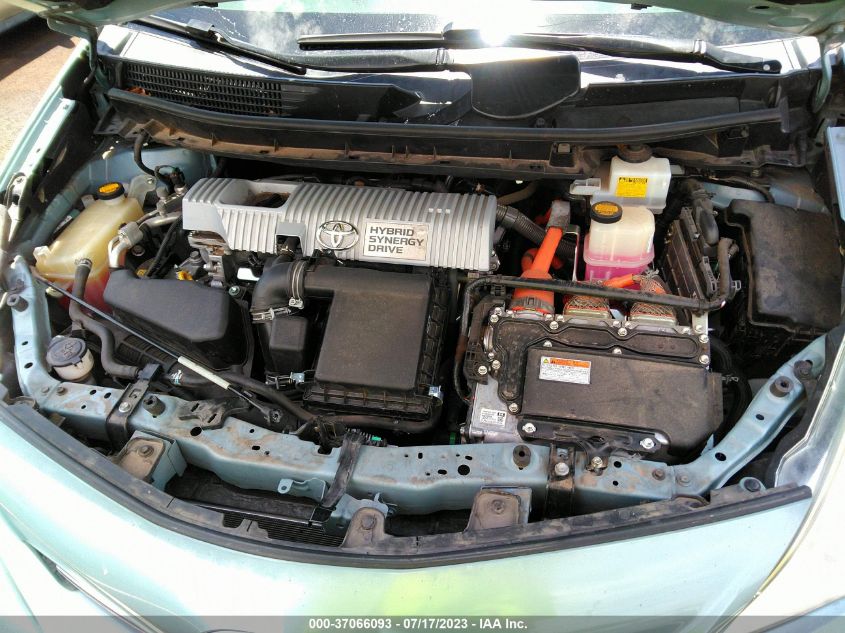 2013 TOYOTA PRIUS V TWO/THREE/FIVE - JTDZN3EU7D3263421
