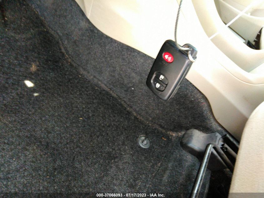 2013 TOYOTA PRIUS V TWO/THREE/FIVE - JTDZN3EU7D3263421
