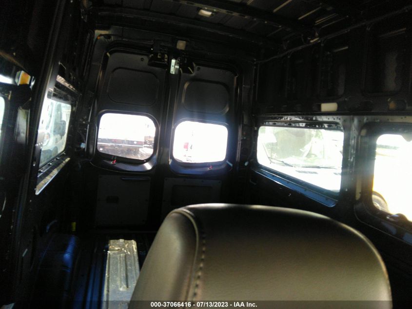 2016 NISSAN NV S 1N6BF0LY5GN807682