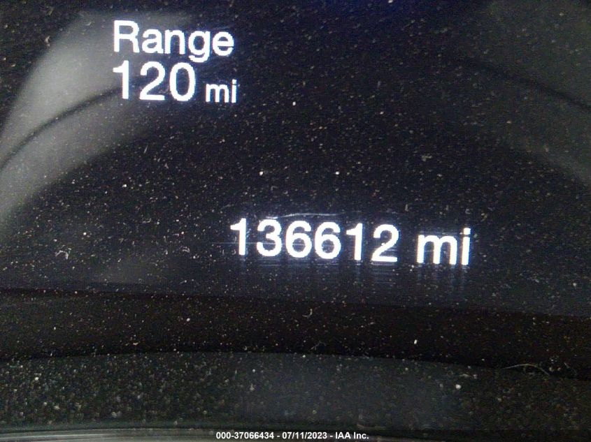 2018 DODGE DURANGO SXT - 1C4RDHAG5JC276096