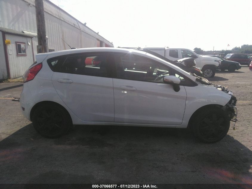 2015 FORD FIESTA SE - 3FADP4EEXFM179510