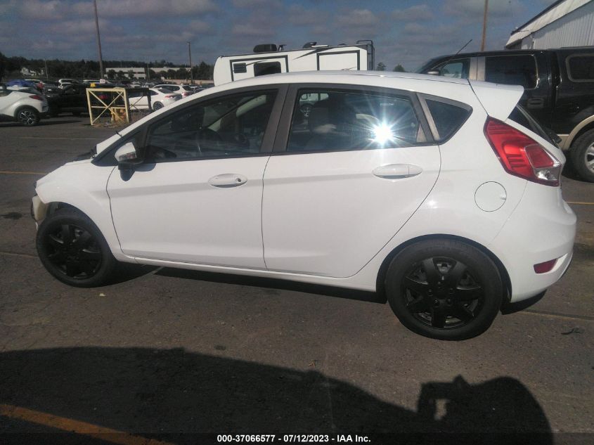 2015 FORD FIESTA SE - 3FADP4EEXFM179510