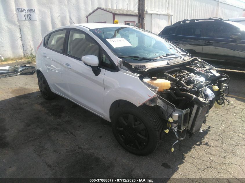 2015 FORD FIESTA SE - 3FADP4EEXFM179510