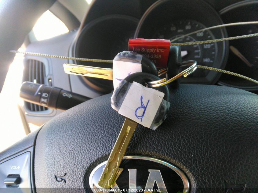 2013 KIA RIO LX - KNADM5A31D6137511