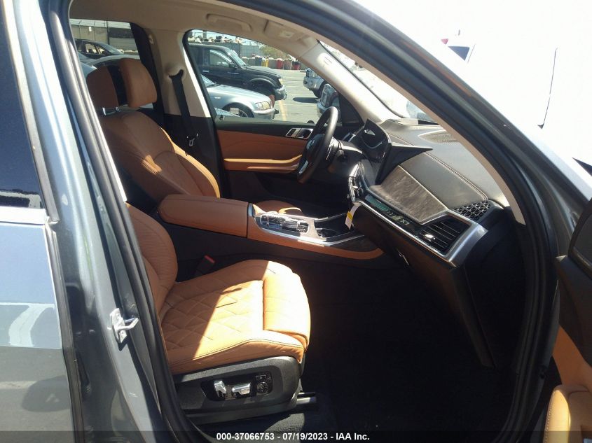 2023 BMW X7 XDRIVE40I - 5UX23EM09P9P74517