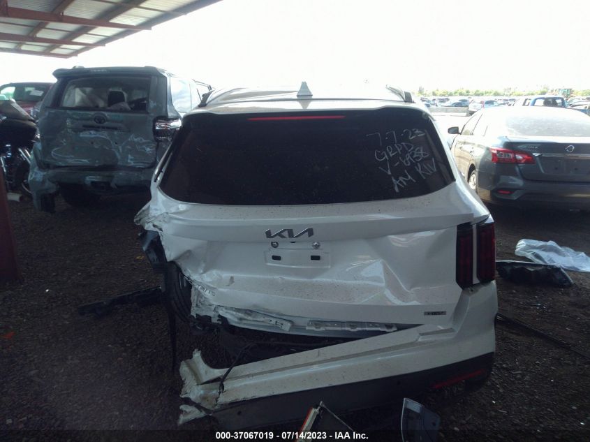 2023 KIA SORENTO HYBRID SX PRESTIGE KNDRMDLG3P5136938