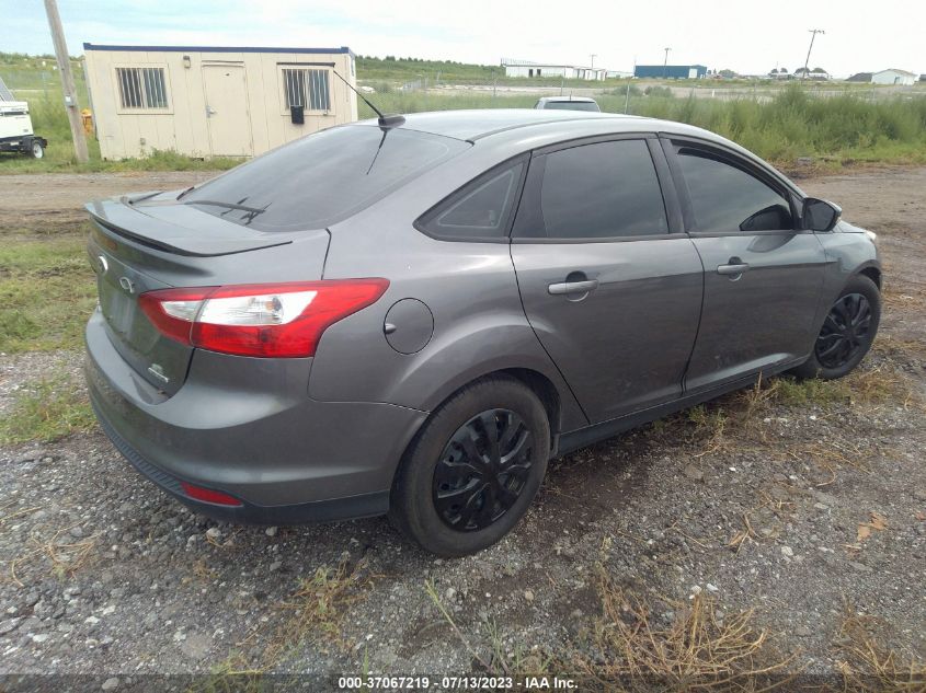 2013 FORD FOCUS SE - 1FADP3F27DL131878