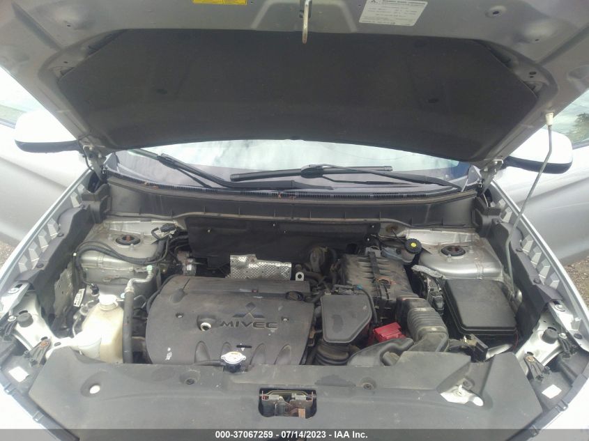 2015 MITSUBISHI OUTLANDER SPORT 2.4 ES - 4A4AR3AW9FE040936