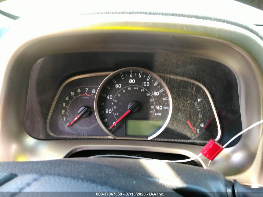 2015 TOYOTA RAV4 LE - JTMZFREV6FD053608