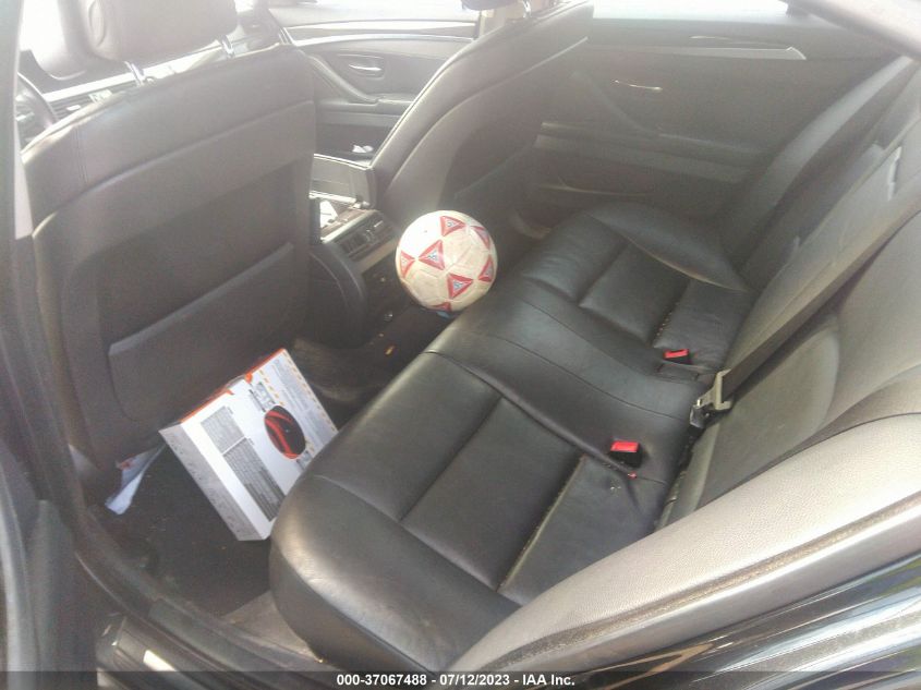 2013 BMW 5 SERIES 528I - WBAXG5C50DDY35932