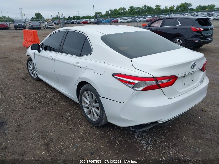 2018 TOYOTA CAMRY LE/SE/XLE/L - JTNB11HK3J3011524