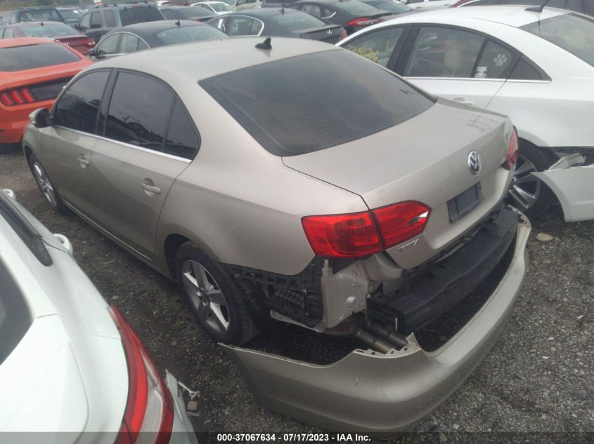 2013 VOLKSWAGEN JETTA SEDAN TDI - 3VWLL7AJ8DM293814