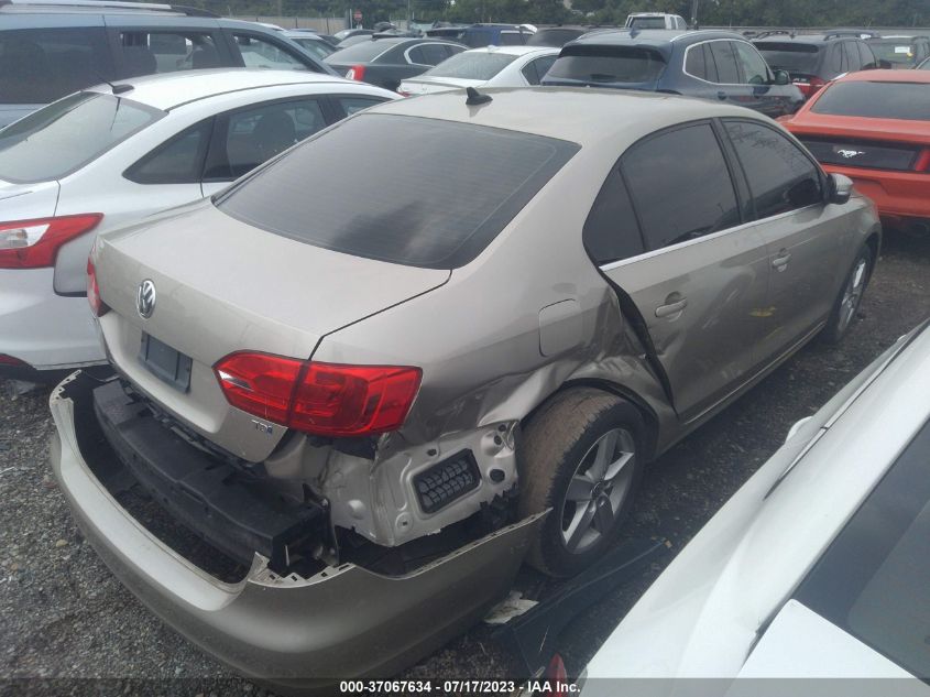 2013 VOLKSWAGEN JETTA SEDAN TDI - 3VWLL7AJ8DM293814