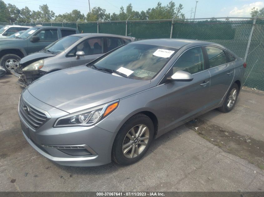 2015 HYUNDAI SONATA 2.4L SE - 5NPE24AF0FH004989