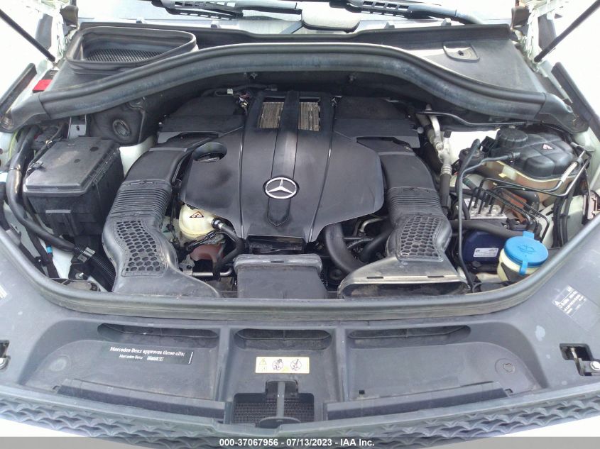 2015 MERCEDES-BENZ GL-CLASS GL 450 - 4JGDF6EE0FA599505