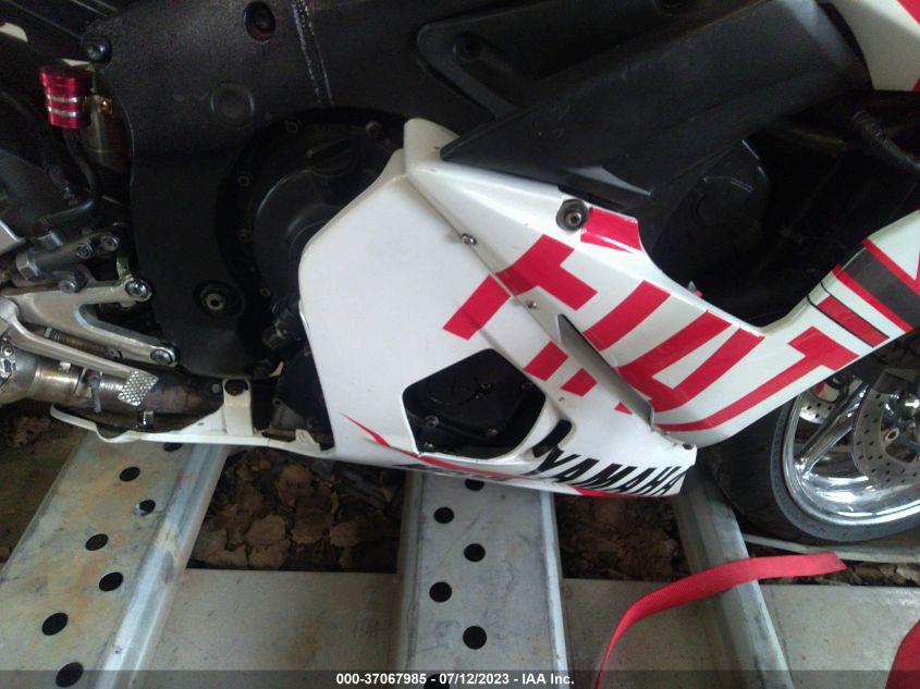 2003 YAMAHA YZFR6 L JYARJ06E43A003792