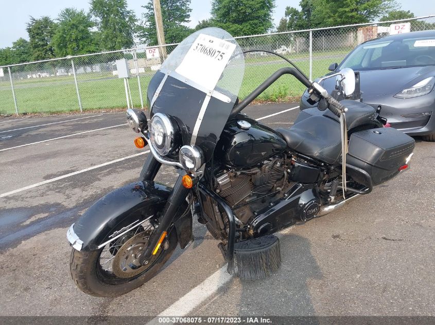 2019 HARLEY-DAVIDSON FLHCS - 1HD1YBK26KB030715