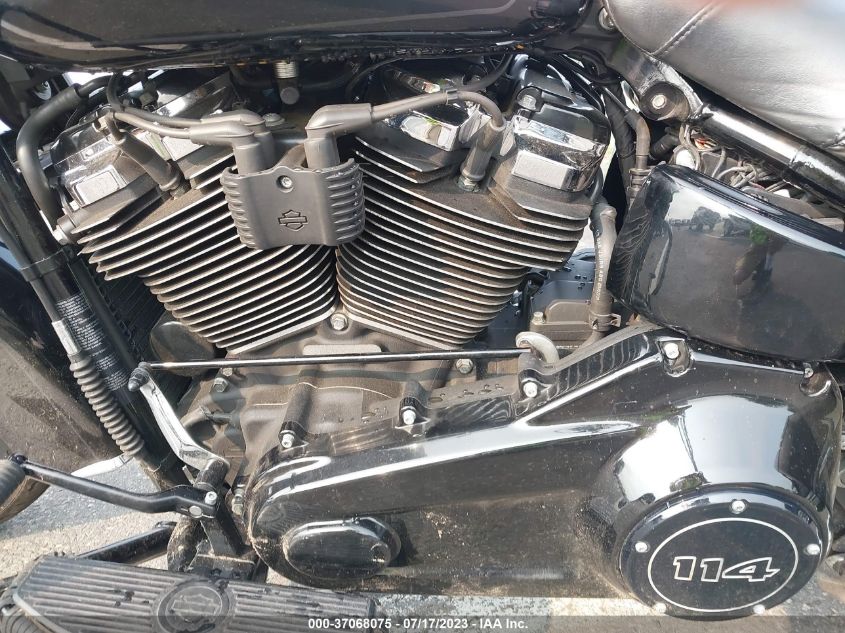 2019 HARLEY-DAVIDSON FLHCS - 1HD1YBK26KB030715