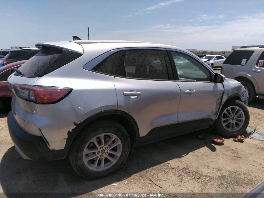 2020 FORD ESCAPE SE - 1FMCU0G68LUA31159