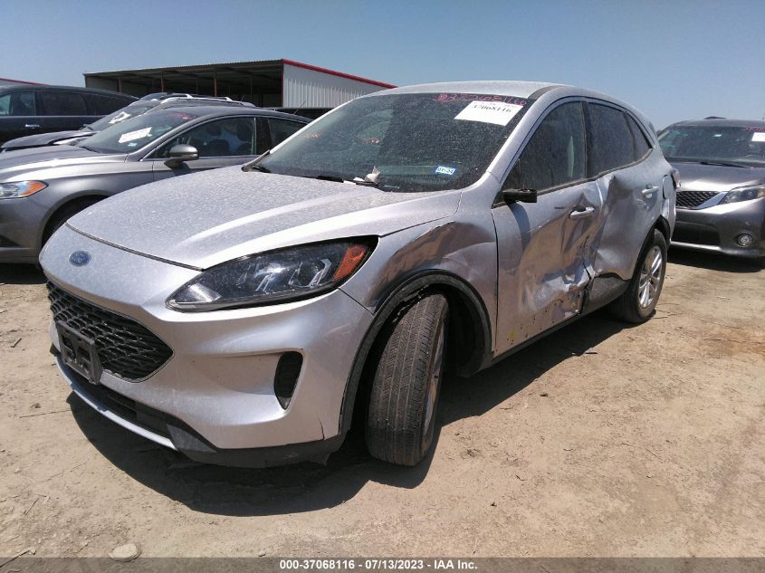 2020 FORD ESCAPE SE - 1FMCU0G68LUA31159