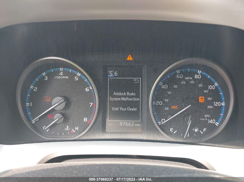 2017 TOYOTA RAV4 XLE - 2T3RFREV5HW609087