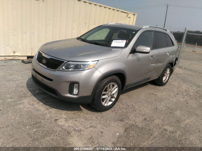 2014 KIA SORENTO LX - 5XYKT3A62EG461013