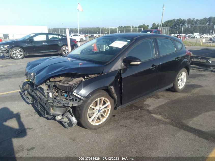 2015 FORD FOCUS SE - 1FADP3K21FL328750