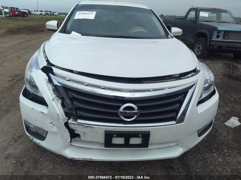 2013 NISSAN ALTIMA 2.5/S/SV/SL - 1N4AL3AP8DN567600