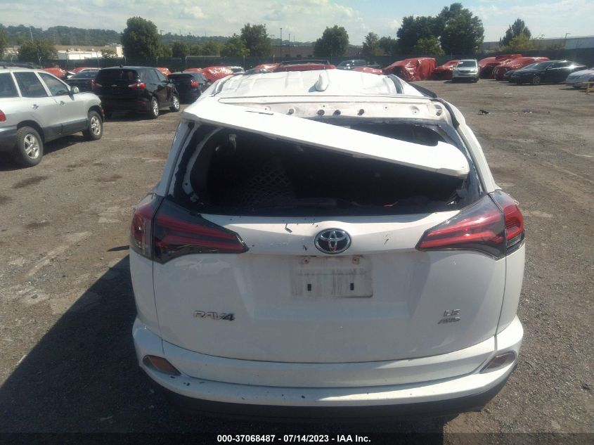 2018 TOYOTA RAV4 LE - JTMBFREV2JD246879