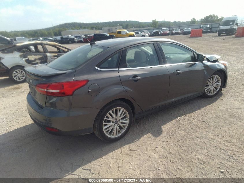 2017 FORD FOCUS TITANIUM - 1FADP3J26HL287620