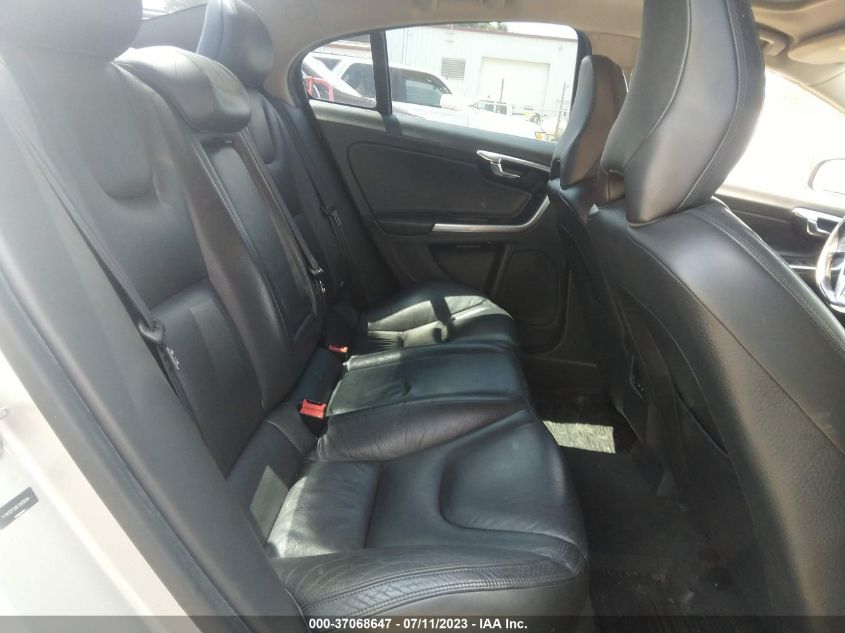 2014 VOLVO S60 T5 - YV1612FS6E1285584