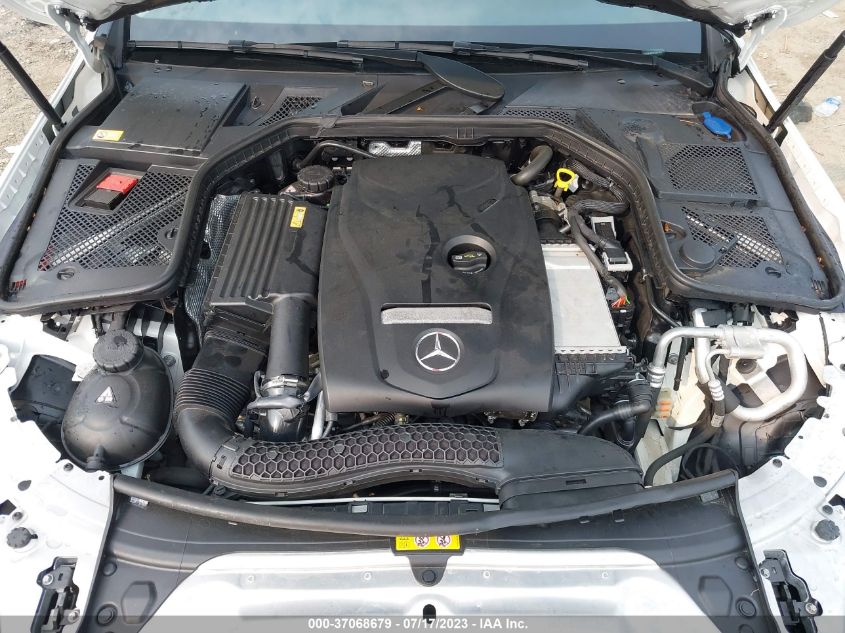 2015 MERCEDES-BENZ C-CLASS C 300 - 55SWF4KB6FU059416